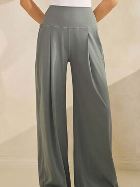 312 - Super Soft Wide Leg Pants in Smokey Olive